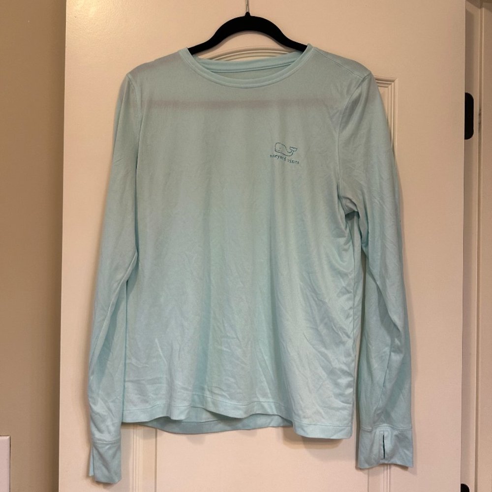Vineyard Vines Lightweight Women's Performance Top with Thumbholes Size L